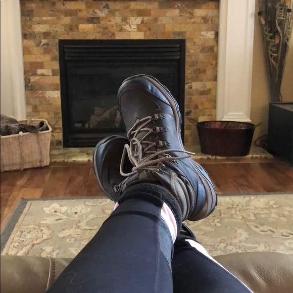 Meet your Posher, Simone - Picture 1 of 1